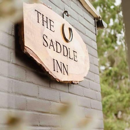 The Saddle Inn, Snetterton Circuit Norwich Luaran gambar